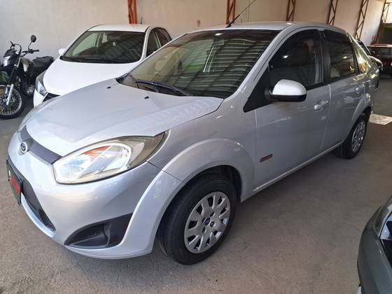 FORD FIESTA 1.6 MPI CLASS SEDAN 8V FLEX 4P MANUAL FORD FIESTA 1.6 MPI CLASS SEDAN 8V FLEX 4P MANUAL